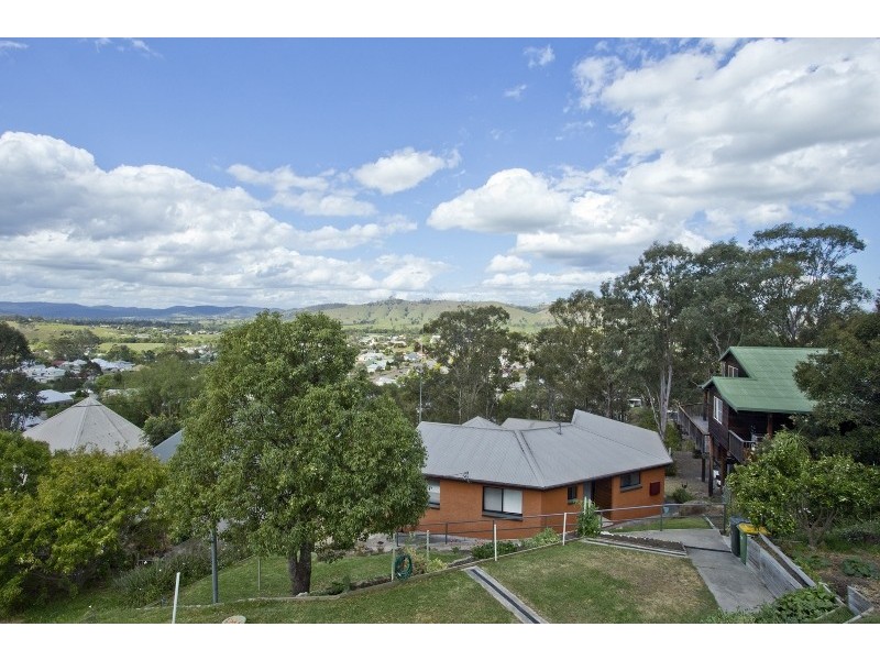 4 Moore Street, Dungog NSW 2420