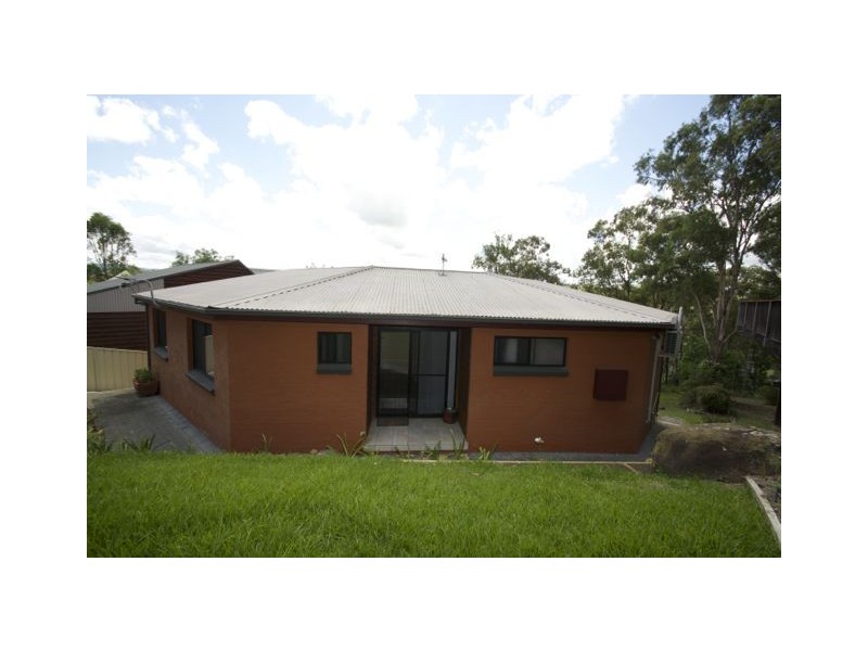 4 Moore Street, Dungog NSW 2420