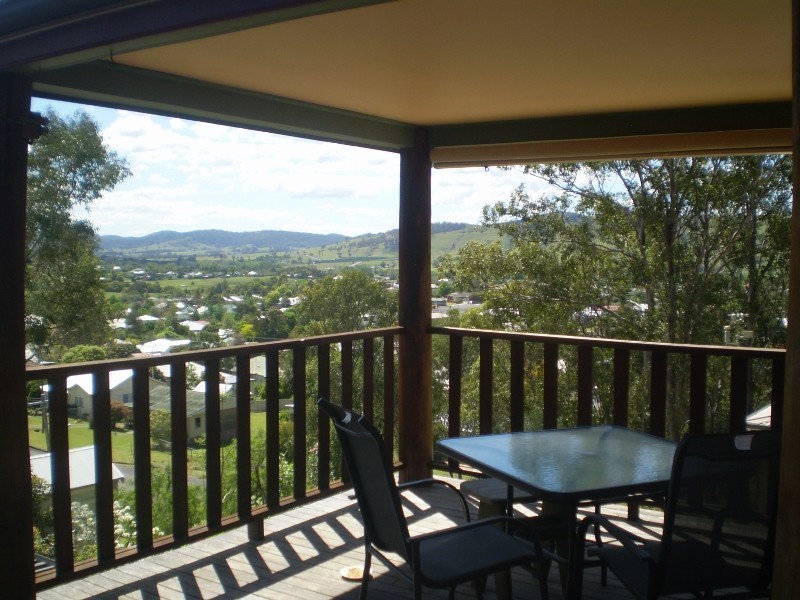 4 Moore Street, Dungog NSW 2420