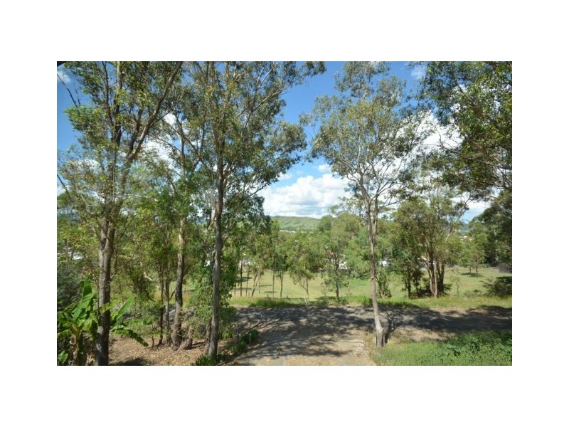 4 Moore Street, Dungog NSW 2420