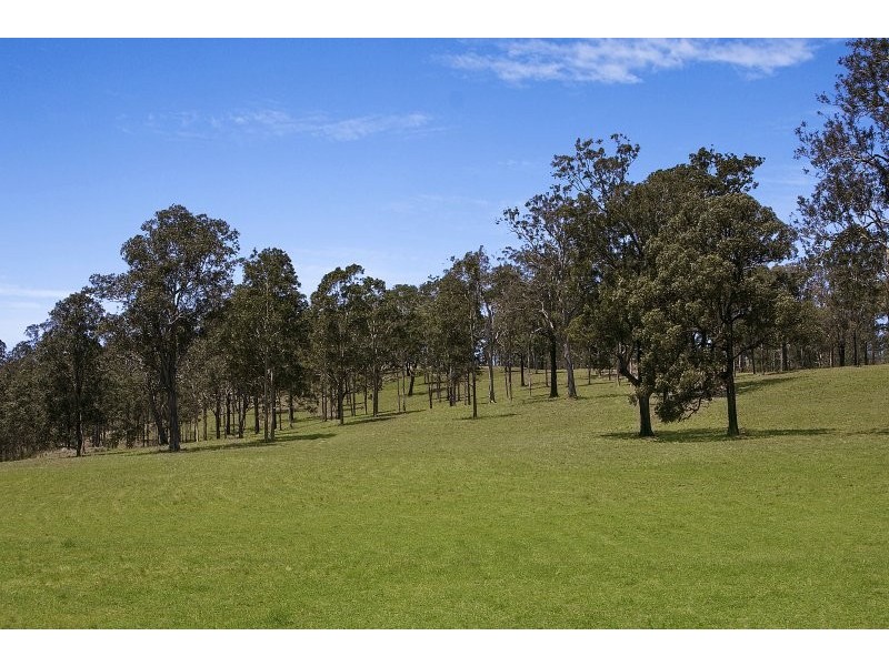 739 Dungog Road, Paterson NSW 2421