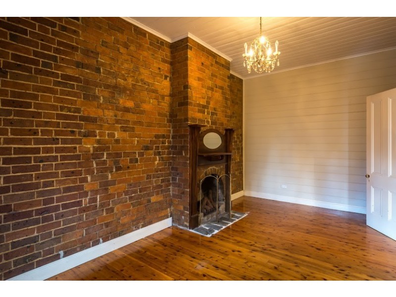 2A Cliff Street, Bowral NSW 2576