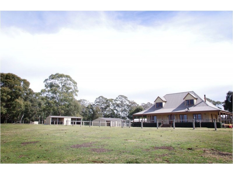 1987 Caoura Road, Tallong NSW 2579