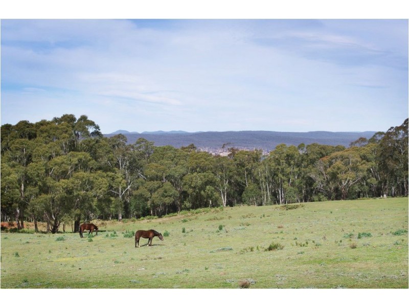 1987 Caoura Road, Tallong NSW 2579