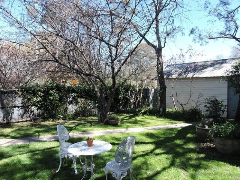 17 Holly Street, Bowral NSW 2576