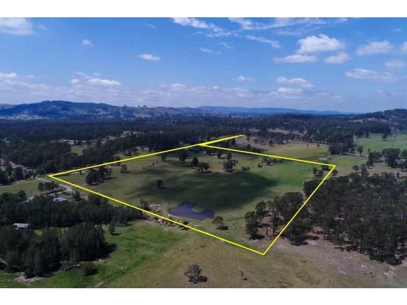 90 Wallarobba-Brookfield Road, Clarence Town NSW 2321
