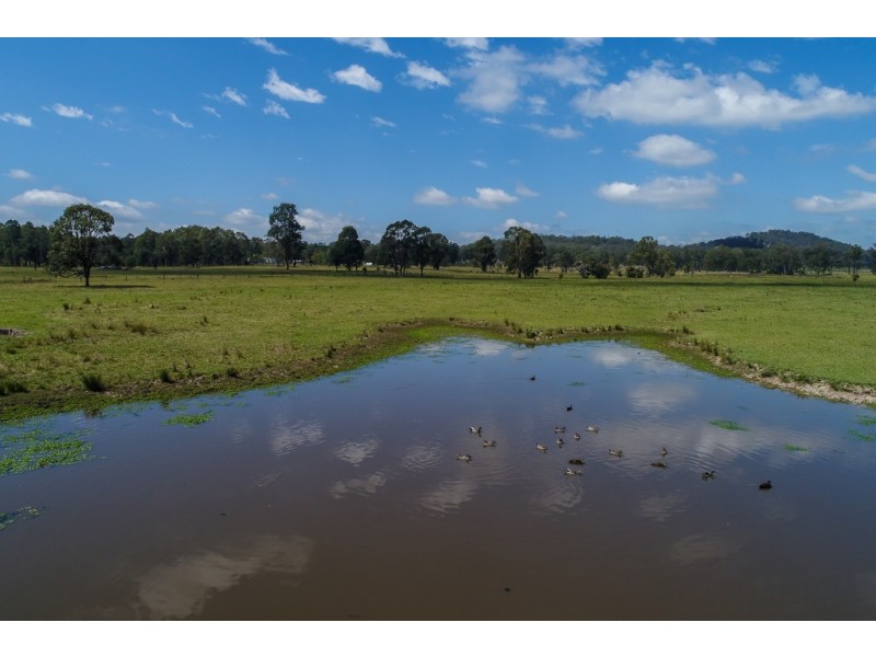90 Wallarobba-Brookfield Road, Clarence Town NSW 2321