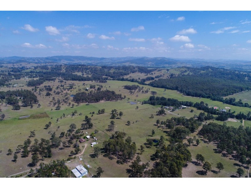 90 Wallarobba-Brookfield Road, Clarence Town NSW 2321