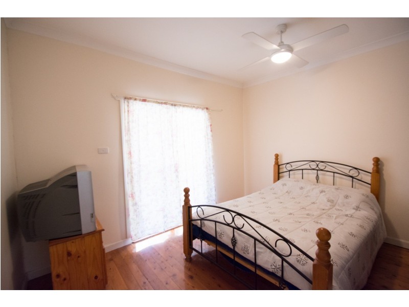 2 Oakendale Road, Glen Oak NSW 2320