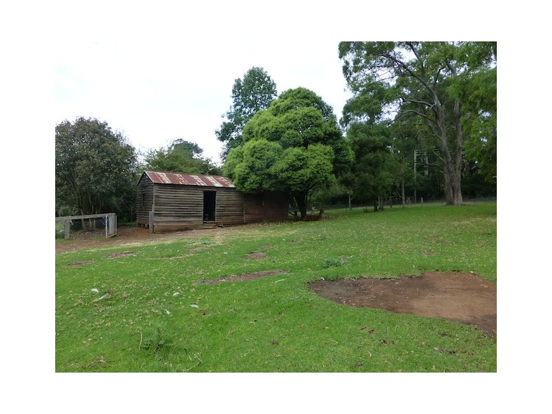8 Ferndale Road, Bundanoon NSW 2578
