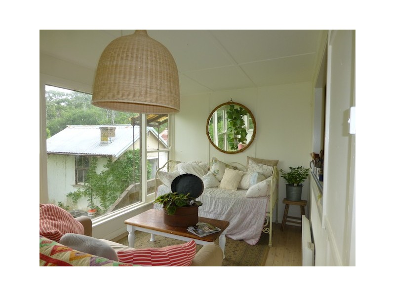 8 Ferndale Road, Bundanoon NSW 2578