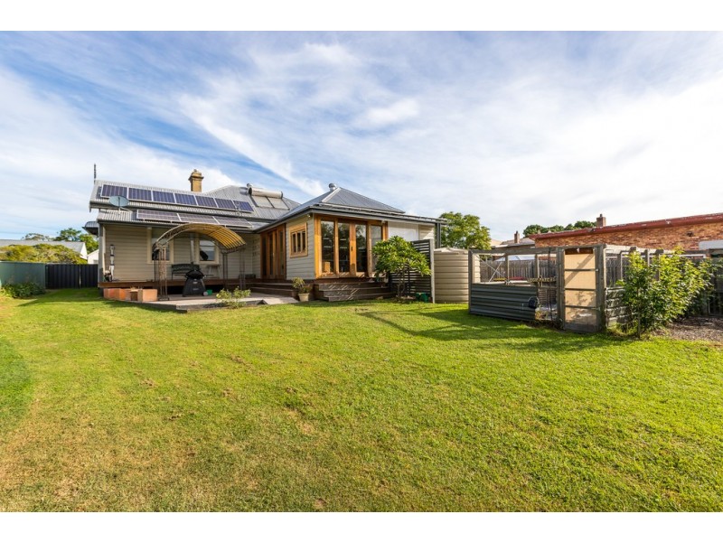 7 Mackay Street, Dungog NSW 2420