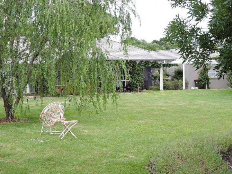 18 Stratford Way, Burradoo NSW 2576