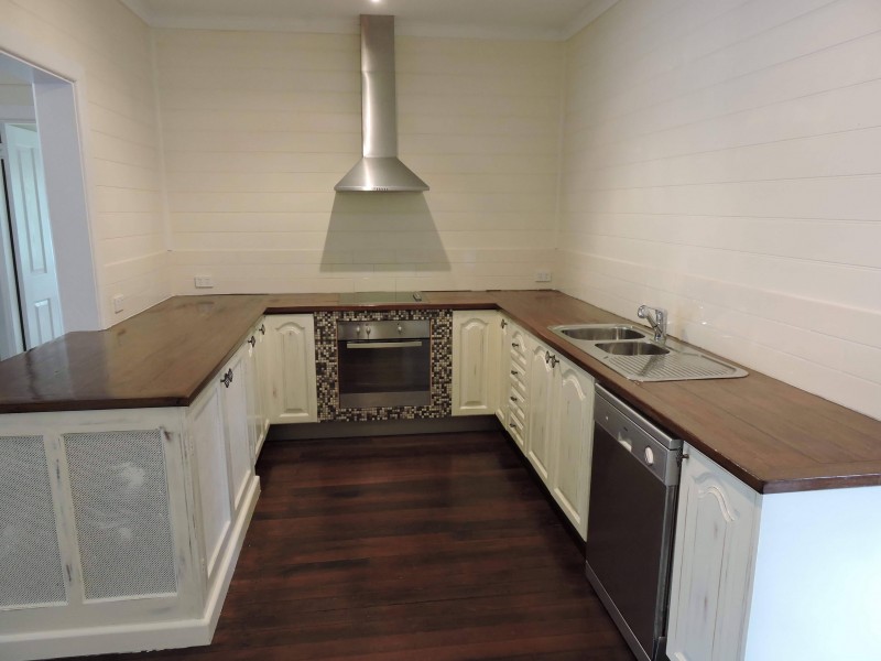 48 Kings Rd, Moss Vale NSW 2577