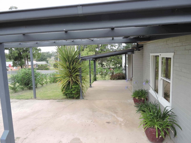 48 Kings Rd, Moss Vale NSW 2577