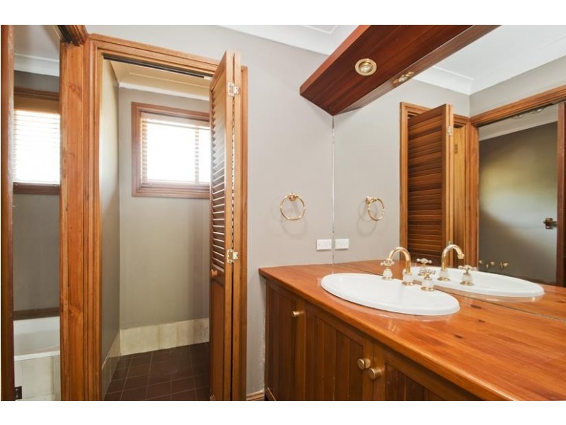 7 Moynoe Close, Burradoo NSW 2576