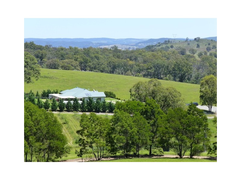 261 Old Coowong Road, Canyonleigh NSW 2577