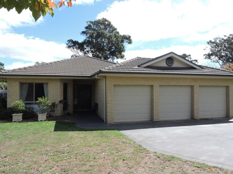 43 Rowland Road, Bowral NSW 2576