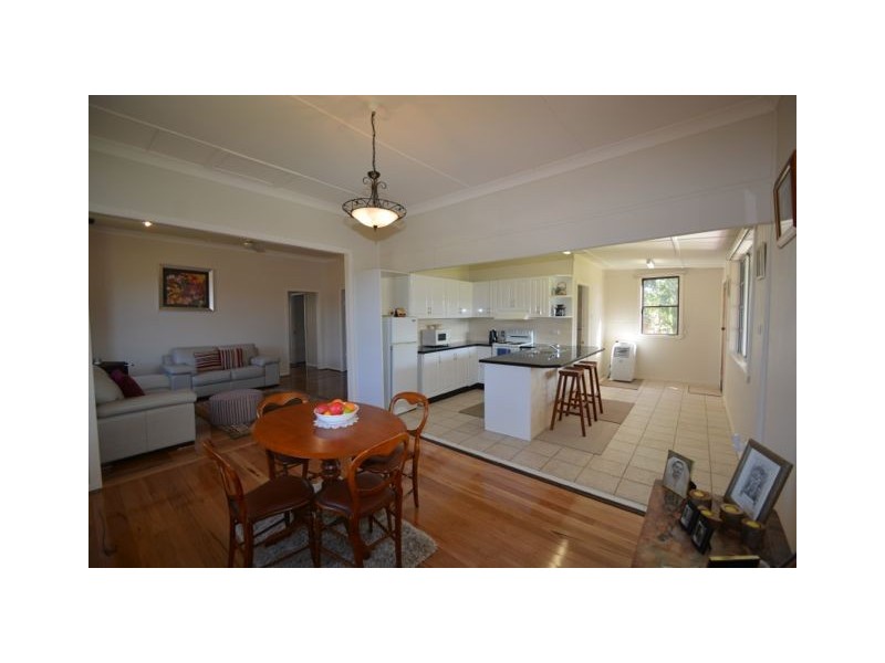 4 Cooreei Place, Dungog NSW 2420