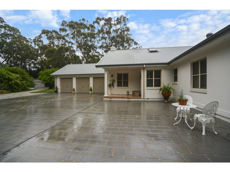 15 Harley Street, Bowral NSW 2576