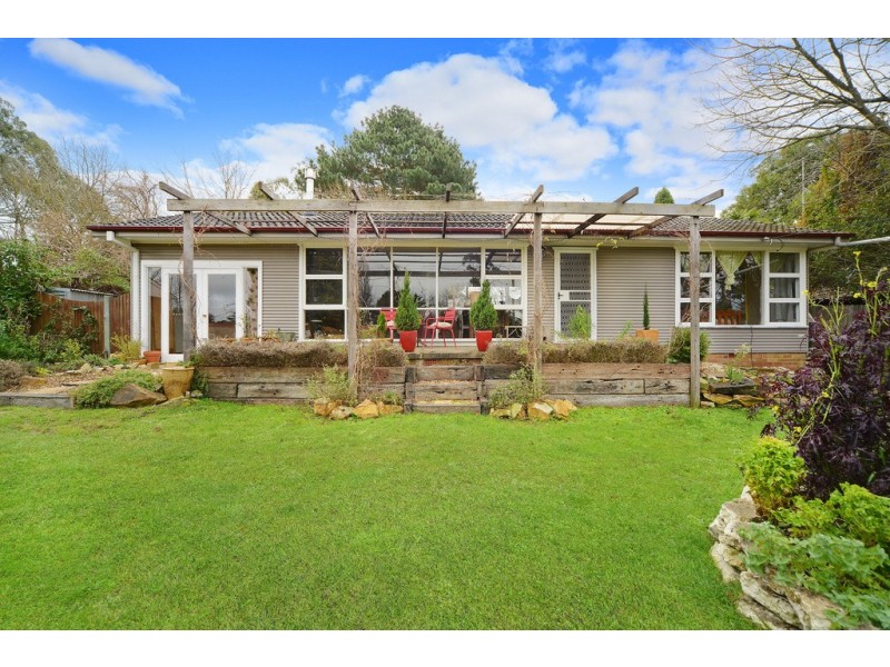 16 Thompson Street, Bowral NSW 2576