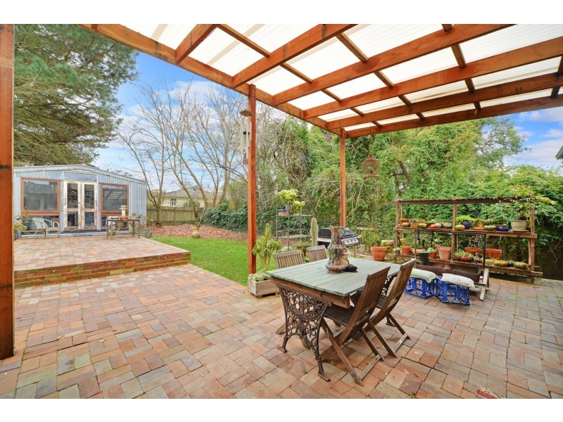 16 Thompson Street, Bowral NSW 2576