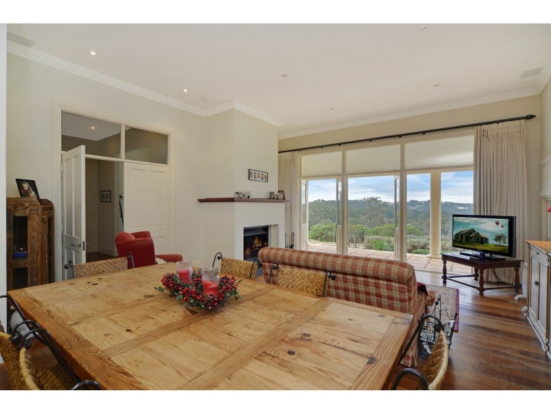 3 Evelyn Avenue, Bundanoon NSW 2578