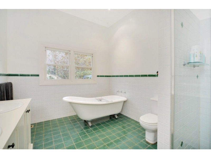 3 Evelyn Avenue, Bundanoon NSW 2578