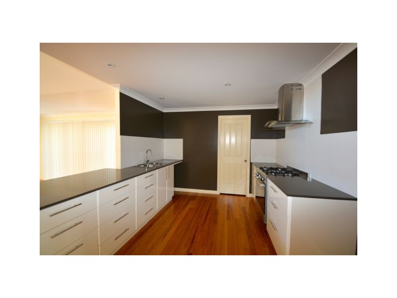 21 Rens Street, Dungog NSW 2420