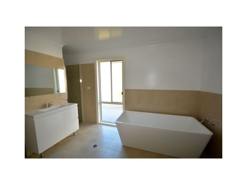 21 Rens Street, Dungog NSW 2420