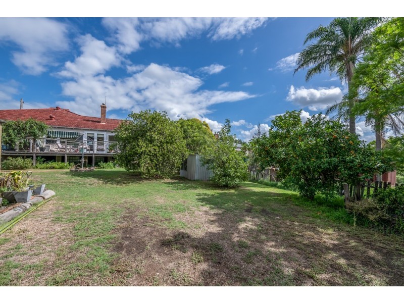 15 Dowling Street, Dungog NSW 2420
