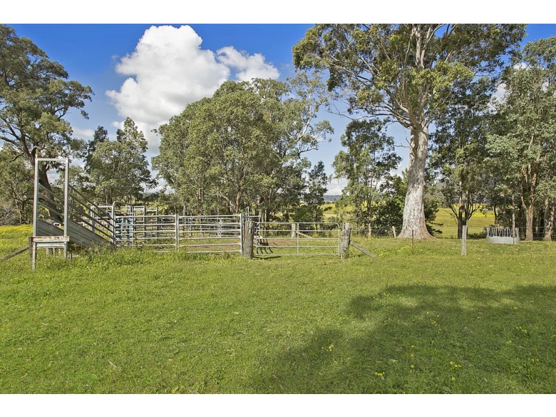 237 Fishers Hill Road, Vacy NSW 2421