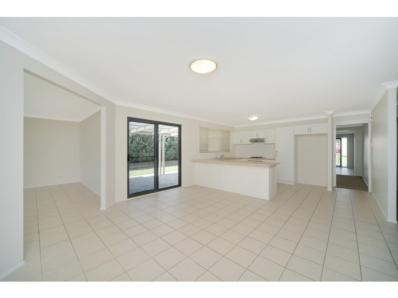 27 Kingsbury Circuit, Bowral NSW 2576