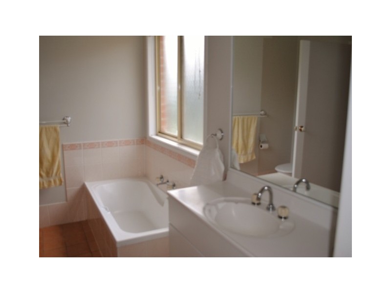 76 Maclura Drive, Marulan NSW 2579