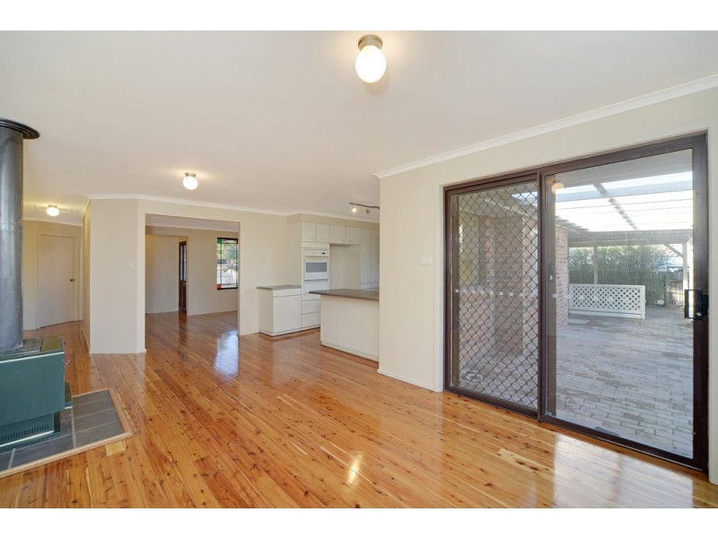 16 Australia Avenue, New Berrima NSW 2577