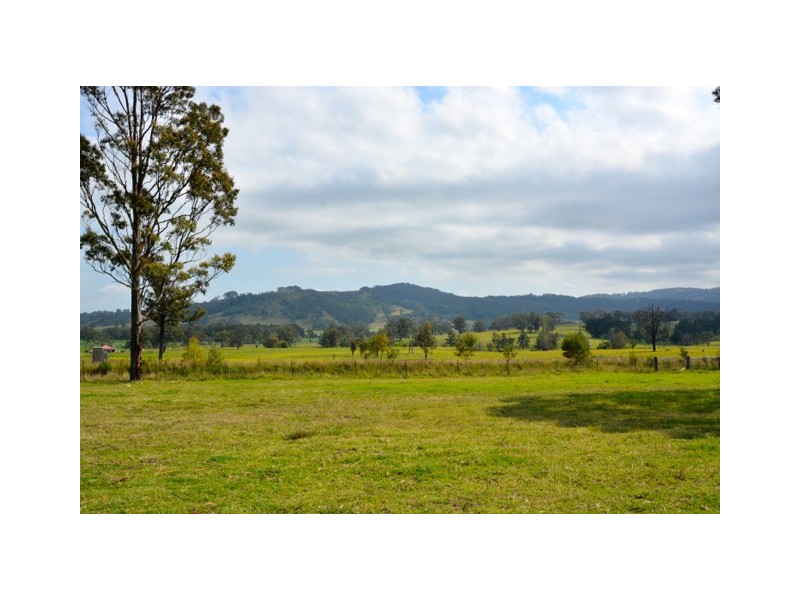 637 Dungog Road, Hilldale NSW 2420