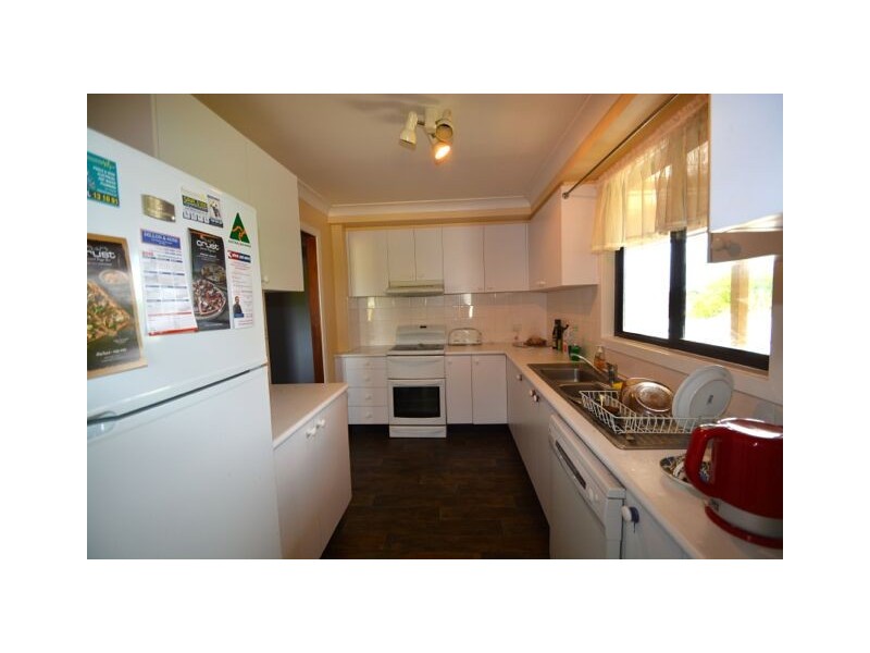 93 Lord Street, Dungog NSW 2420