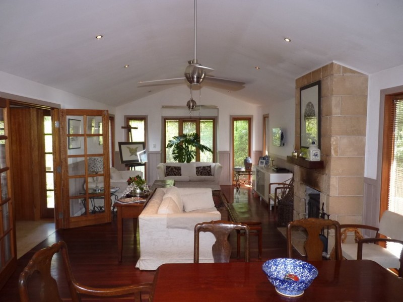 18 Charlotte St, Robertson NSW 2577