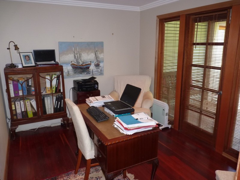 18 Charlotte St, Robertson NSW 2577