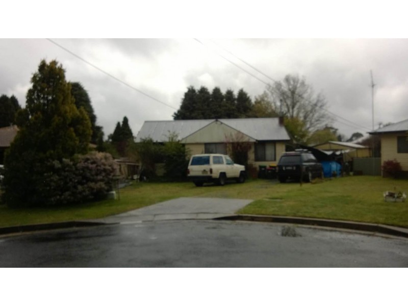 20 McCleery Ave, Moss Vale NSW 2577