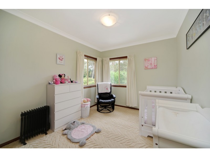 44 Highland Drive, Bowral NSW 2576