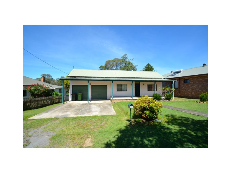 31 Lord Street, Dungog NSW 2420