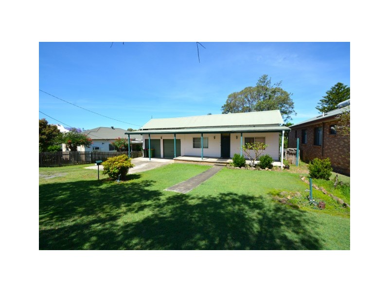 31 Lord Street, Dungog NSW 2420