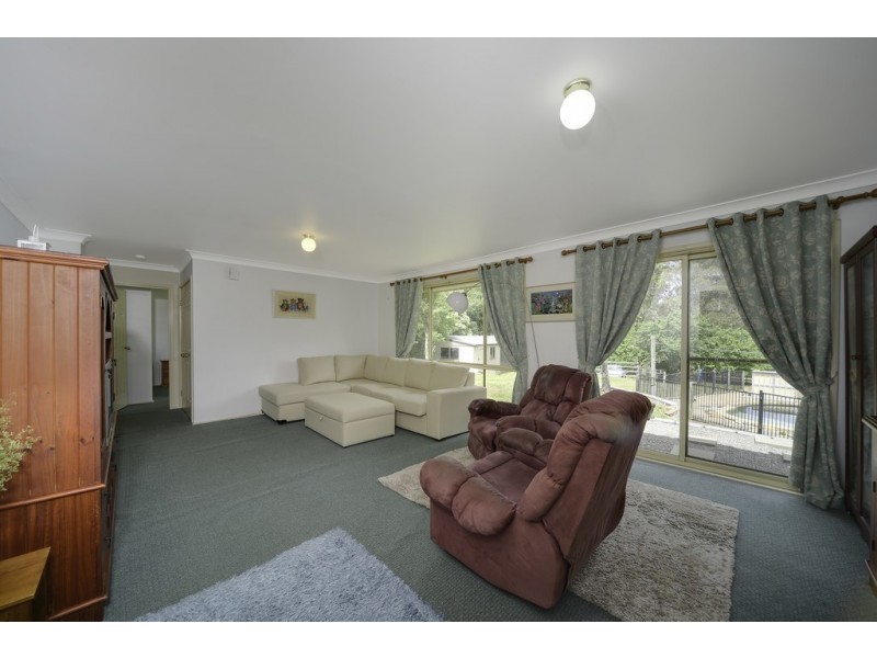 54 Ebony Place, Colo Vale NSW 2575