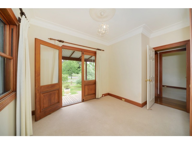 2 Banksia Street, Bowral NSW 2576