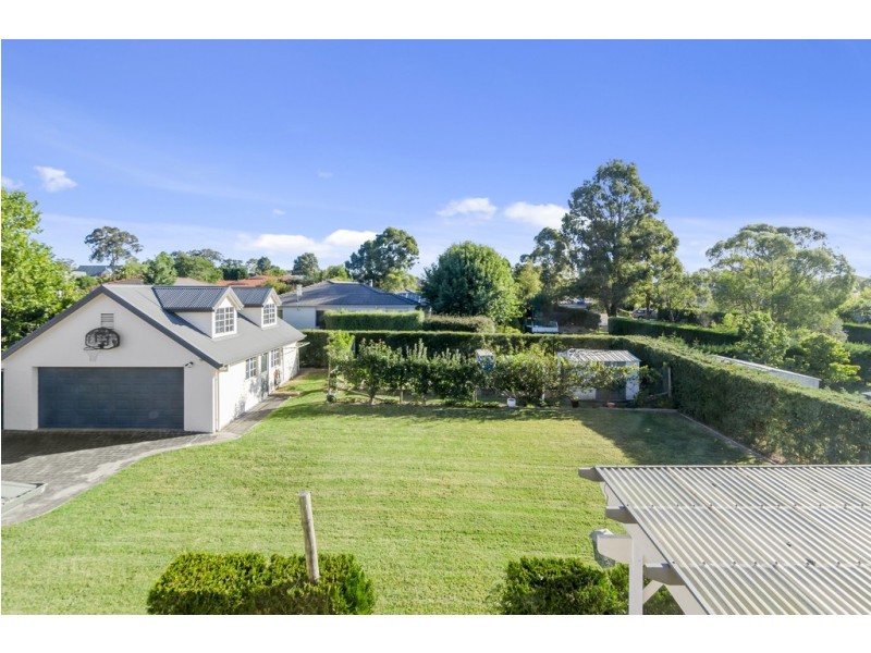 15 Rowland Road, Bowral NSW 2576