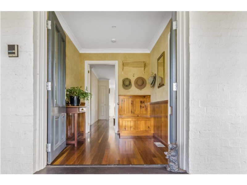15 Rowland Road, Bowral NSW 2576