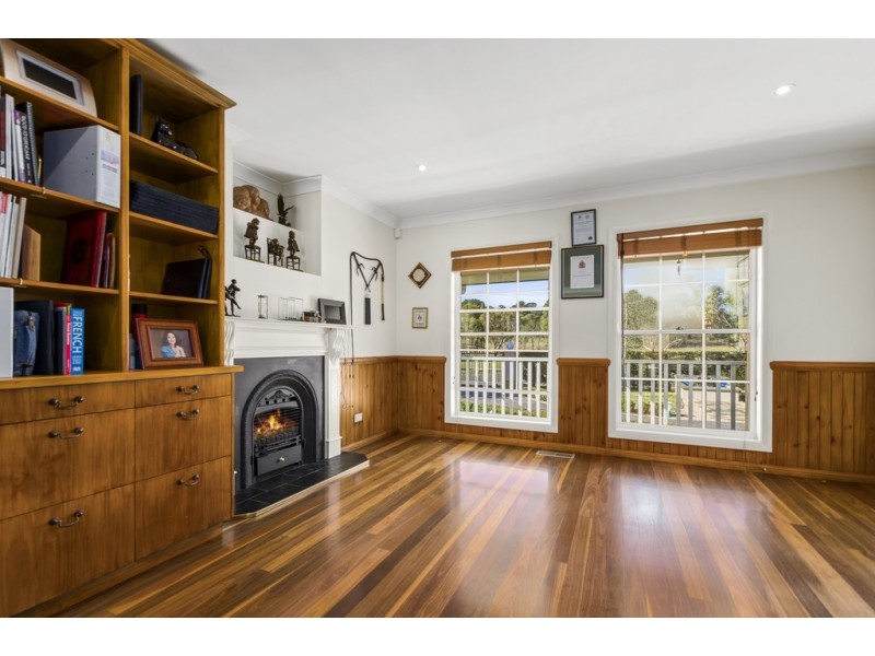 15 Rowland Road, Bowral NSW 2576