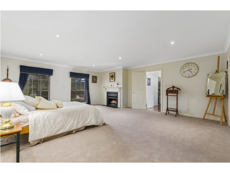 15 Rowland Road, Bowral NSW 2576