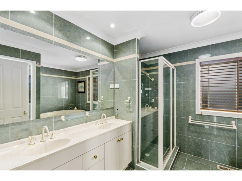 15 Rowland Road, Bowral NSW 2576